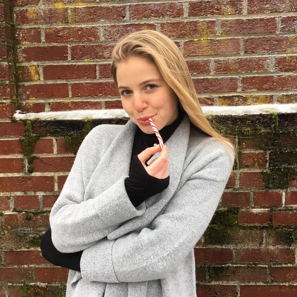 Meet your Posher, Mahala - Picture 1 of 1